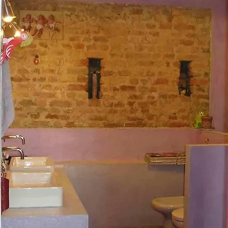 La Casa Che Ride