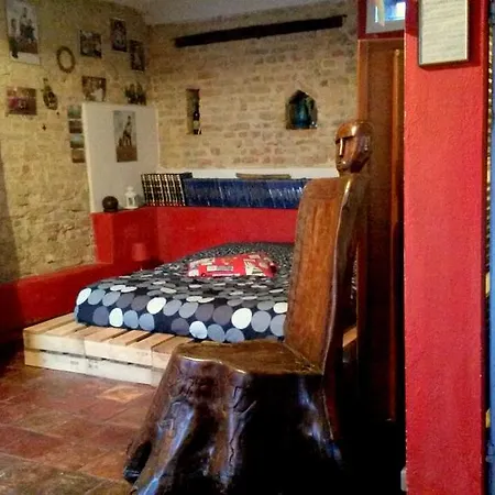 La Casa Che Ride